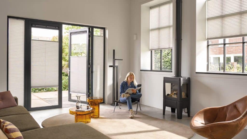 Beste raamdecoratie zonder boren: complete gids voor montage met plak- en klemsteunen